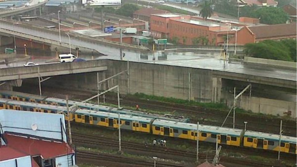 Νότια Αφρική: Σύγκρουση επιβατικών τρένων με 12 τραυματίες